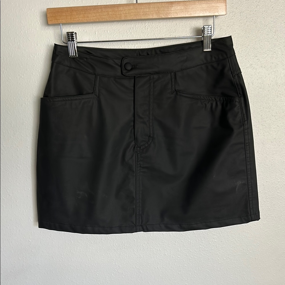 Vintage Guess Black Skirt